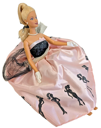 Barbie doll timeless - barbie,