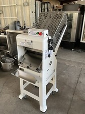 2019 Oliver Gravity Feed