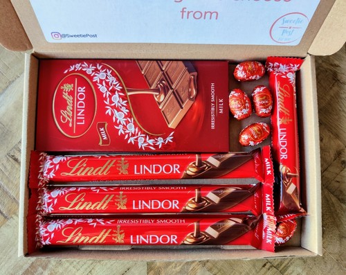 Lindt chocolate gift - box, |