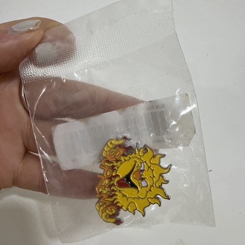 Supreme sun pin - badge, brand