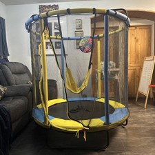 Trampoline