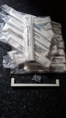 Bundle white d shaped - bundle, of