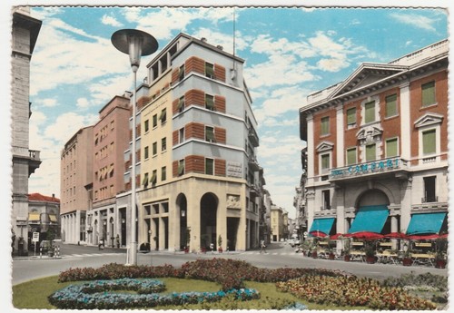Varese piazza monte grappa - varese,