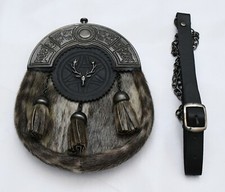 Full dress tassel seal - , skin