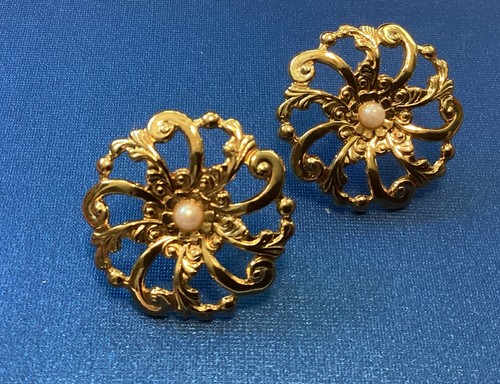 Circa 1940s vintage - circa, gold
