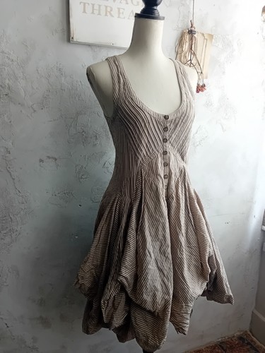 All saints striped bustle - all,