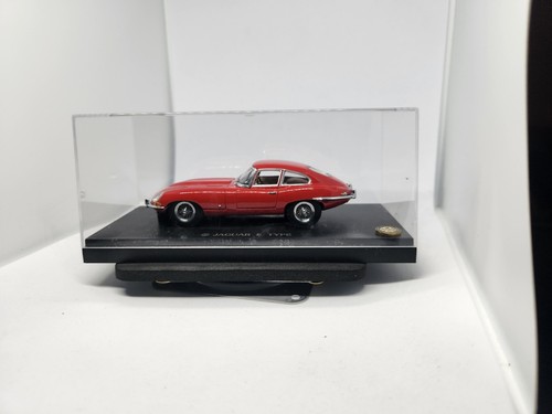 Scale model jaguar - jaguar, type