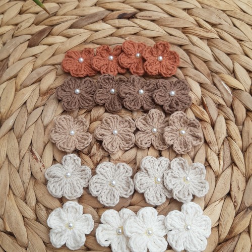 Handmade crochet flowers - flowers, with
