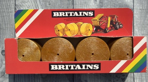 Britains farm round hay - round, bales