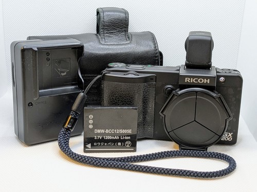 Ricoh gx200 compact - ricoh,