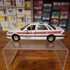 CORGI 91865 ROVER 800 STERLING