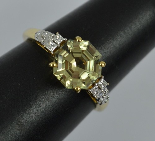 Rare octagonal zultanite - rare,