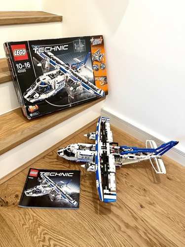 Lego technic cargo - cargo, plane