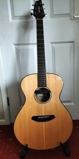 Breedlove Discovery Concert Acoustic Guitar.