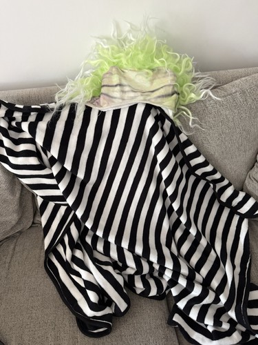 Beetlejuice hooded blanket - beetlejuice, –