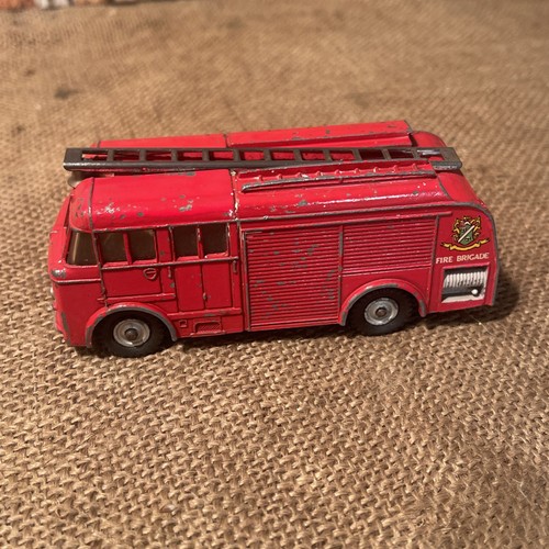 Dinky toys bedford fire engine - toys,