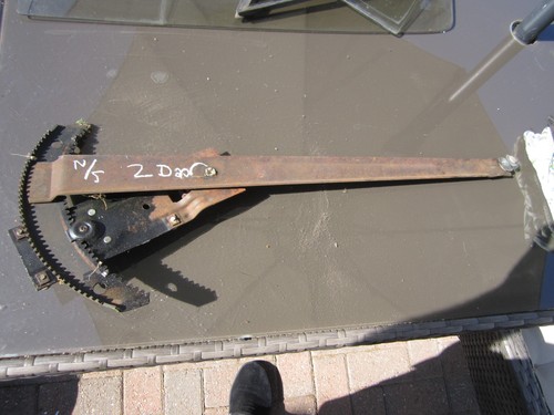 Mk2 escort door drop glass - door,
