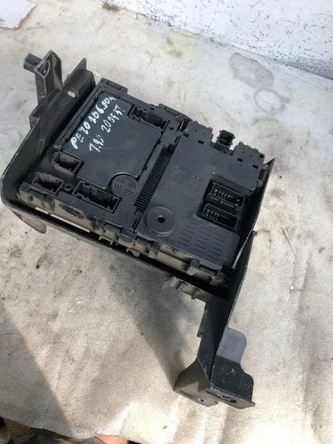 Peugeot 206 fuse box - 2d,