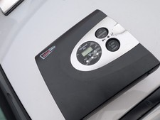 Streetwize Digital Tyre Inflator Air Compressor with Pressure Gauge & LED Light