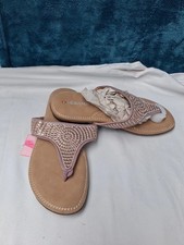 Pink jewelled toe post