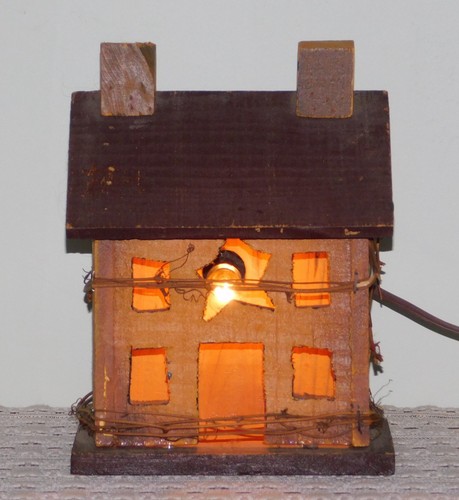 9x7 primitive wooden lighted - 9x7,