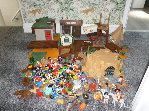 Huge playmobil bundle fort - playmobil,