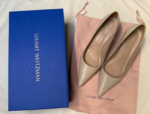 Stuart weitzman kitten pump - weitzman,