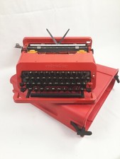 OLIVETTI VALENTINE DESIGN SOTTSASS PERRY KING MOMA TYPEWRITER