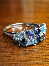 9ct White Gold Topaz Iolite