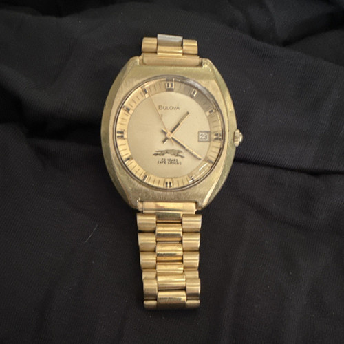 Bulova greyhound vintage - greyhound, swiss