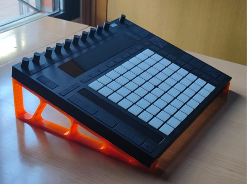 Ergonomic desktop stand - stand, for