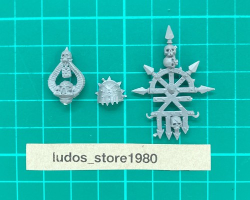 Khorne banners head pad icon - khorne,