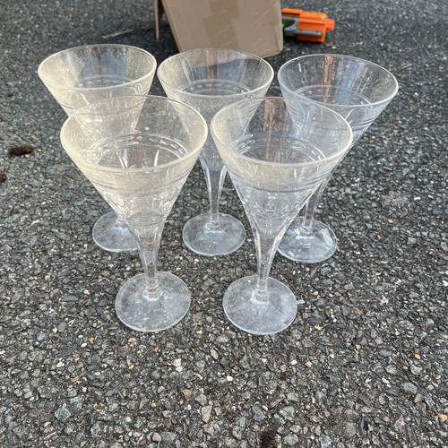 Crystal glasses - ,