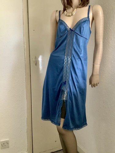Vtg debenhams royal blue - ,