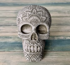 Stone Garden Patterned Skull Gothic Ornament Halloween Hand Crafted Fishtank