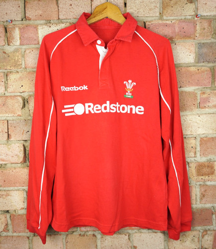 Vintage 2000 2001 2002 wales - 2002,