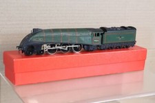 HORNBY DUBLO L11 2 RAIL BR 4-6-2 CLASS A4 LOCOMOTIVE  60022 MALLARD ol
