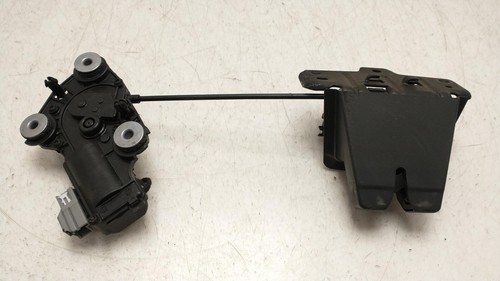 Volvo xc90 tailgate boot lock - volvo,