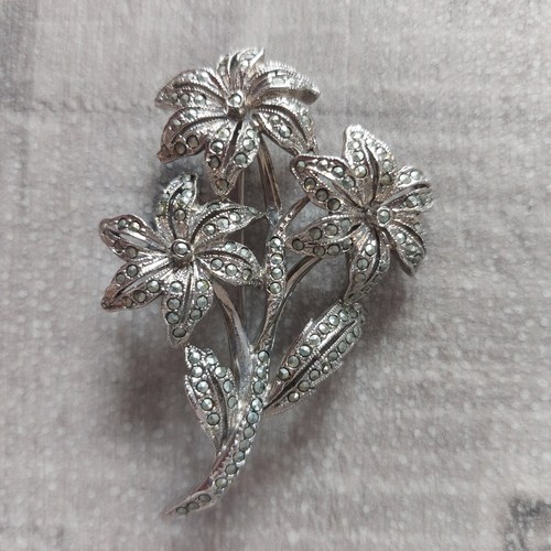 Vintage costume jewellery - vintage,