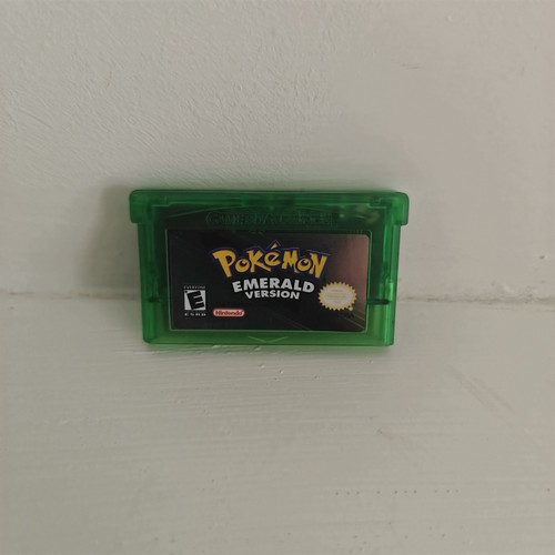 Pokemon emerald gameboy - emerald,