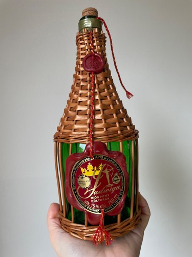 Empty polish mead apis - *empty*,