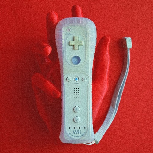 Official wii remote - official,