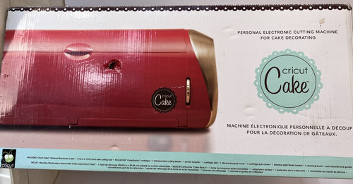 Cricut cake machine - cake, red