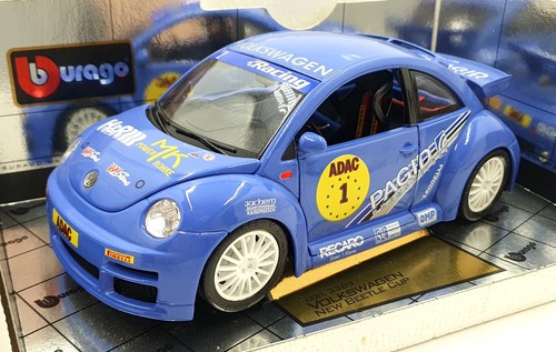 Burago scale diecast 3389 - 1/18,