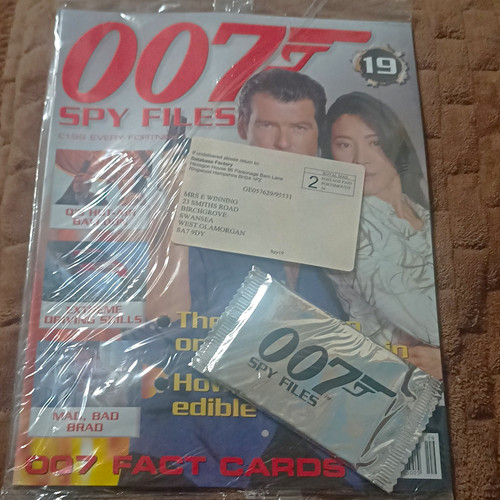 007 spy files magazine issue - magazine,