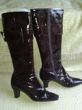 VGC Pura Lopez plum patent boots size 40 UK 6.5 / 7 from Pied a Terre RRP £275