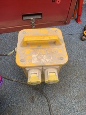 Carrol & Meynell 1.5/3.0kva 110v 240v Transformer