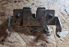 Yamaha aerox seat latch - seat,