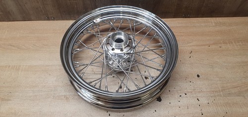 Harley davidson softail deluxe - harley,