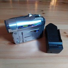 Samsung VP-D93 Handheld MiniDV Cassette Camcorder Silver Tested